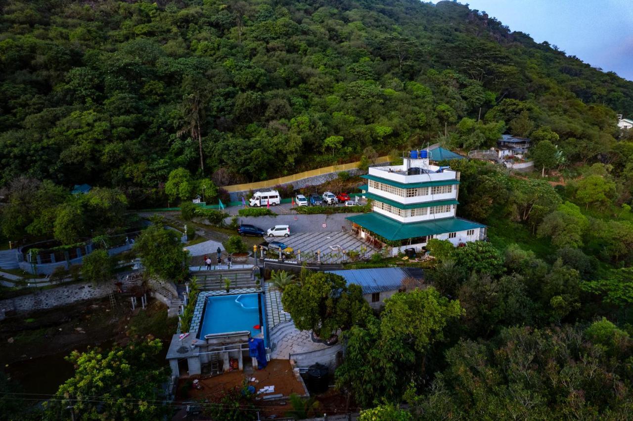 Tabor Hills Resort Вагамон Екстериор снимка